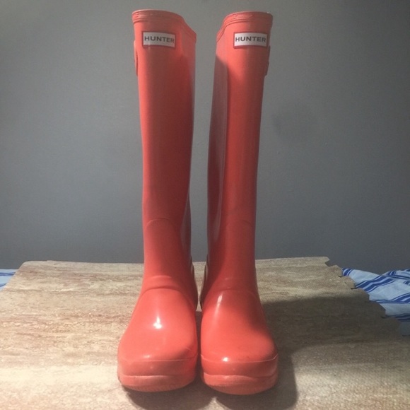 Hunter Shoes - Women’s Hunter Rain boots coral pink 8
